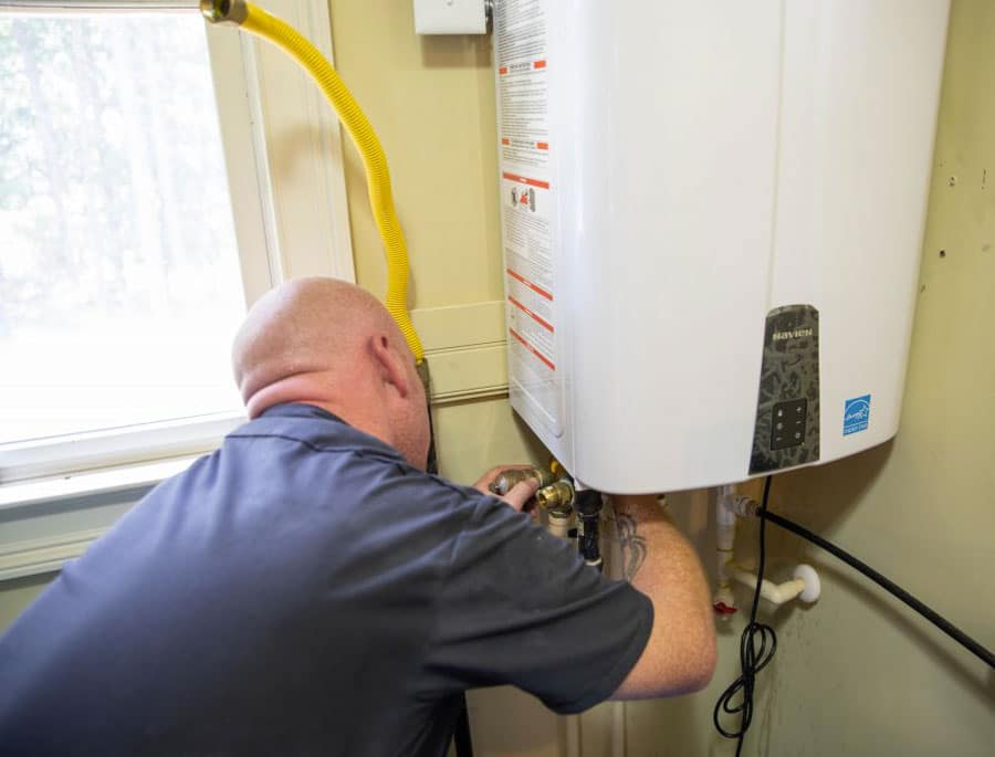 How does a tankless water heater work? The Original Plumber